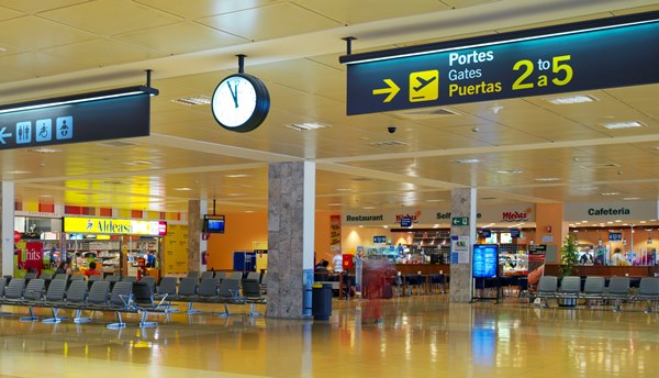 Terminal del Aeropuerto de Girona-Costa Brava / Aena
