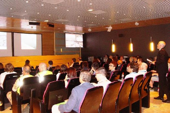 Imagen de los observadores de la CEAC durante el simalacro, en el Aeropuerto de Málaga / Aena